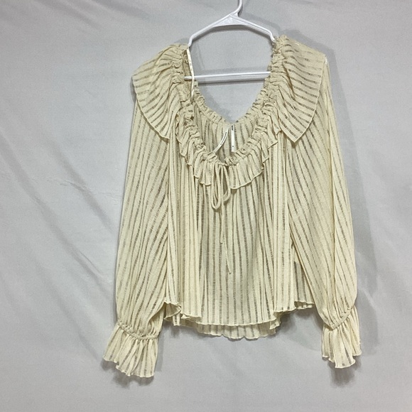 Anthropologie Tops - NWT Anthropologie XL Cream Ruffle Blouse